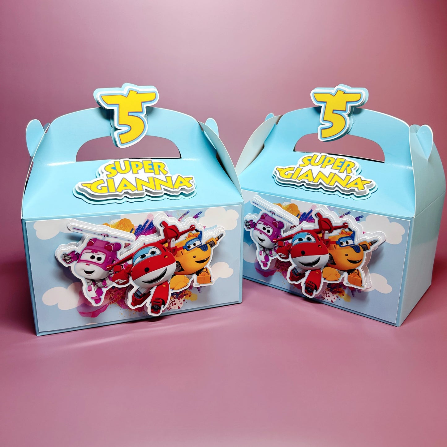 Super Wings Gable Box